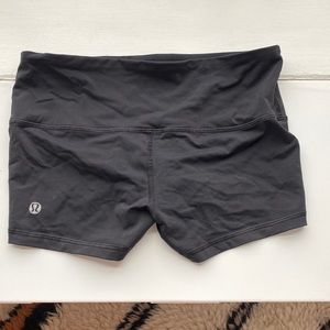 Lululemon short shorts
